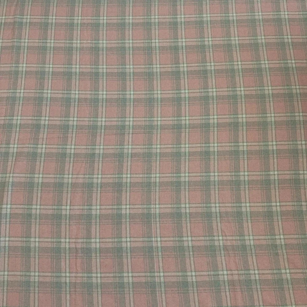 Vintage Woven Fabric 4.25 Yards Pink Gray Plaid 153x62 Reversible Lightweight